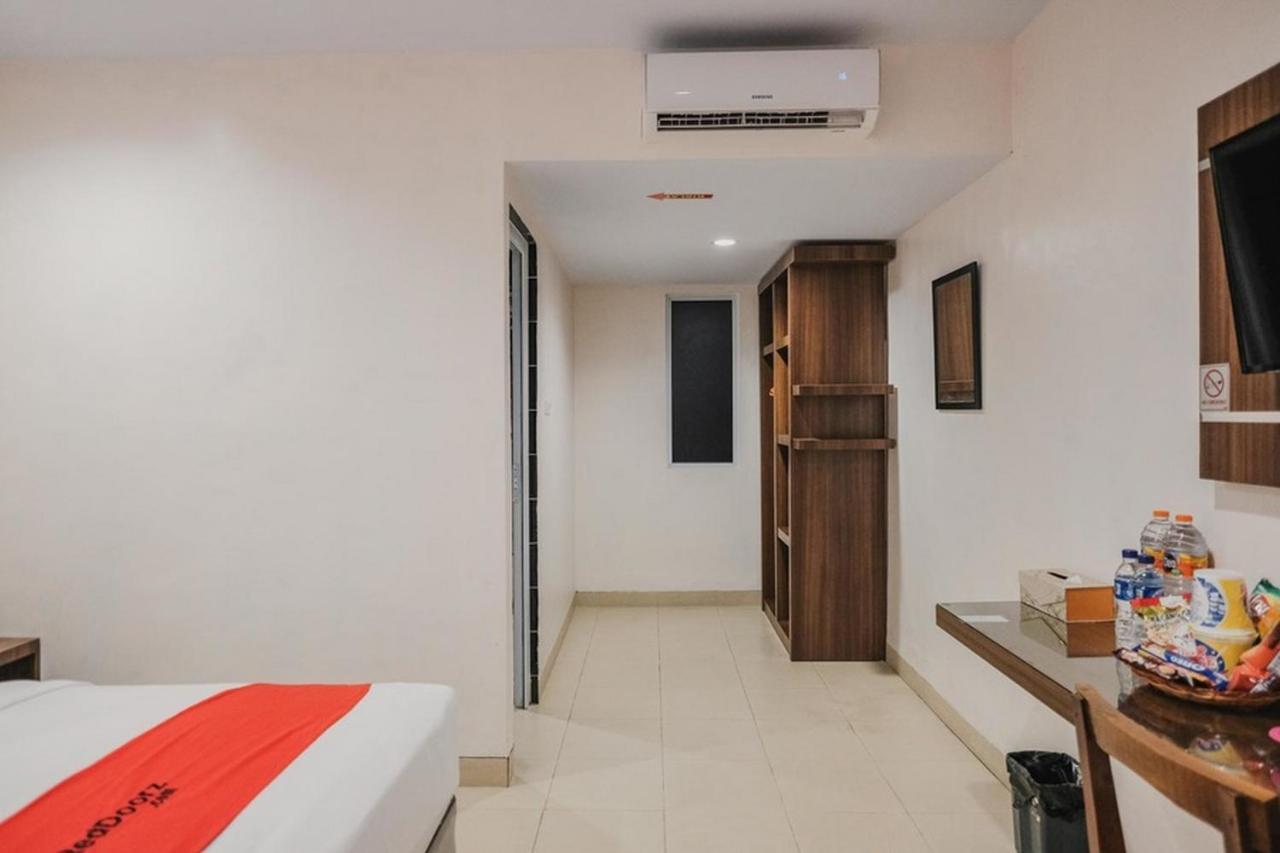 Reddoorz Premium @ Dna Fun Zone Pekanbaru Exterior photo
